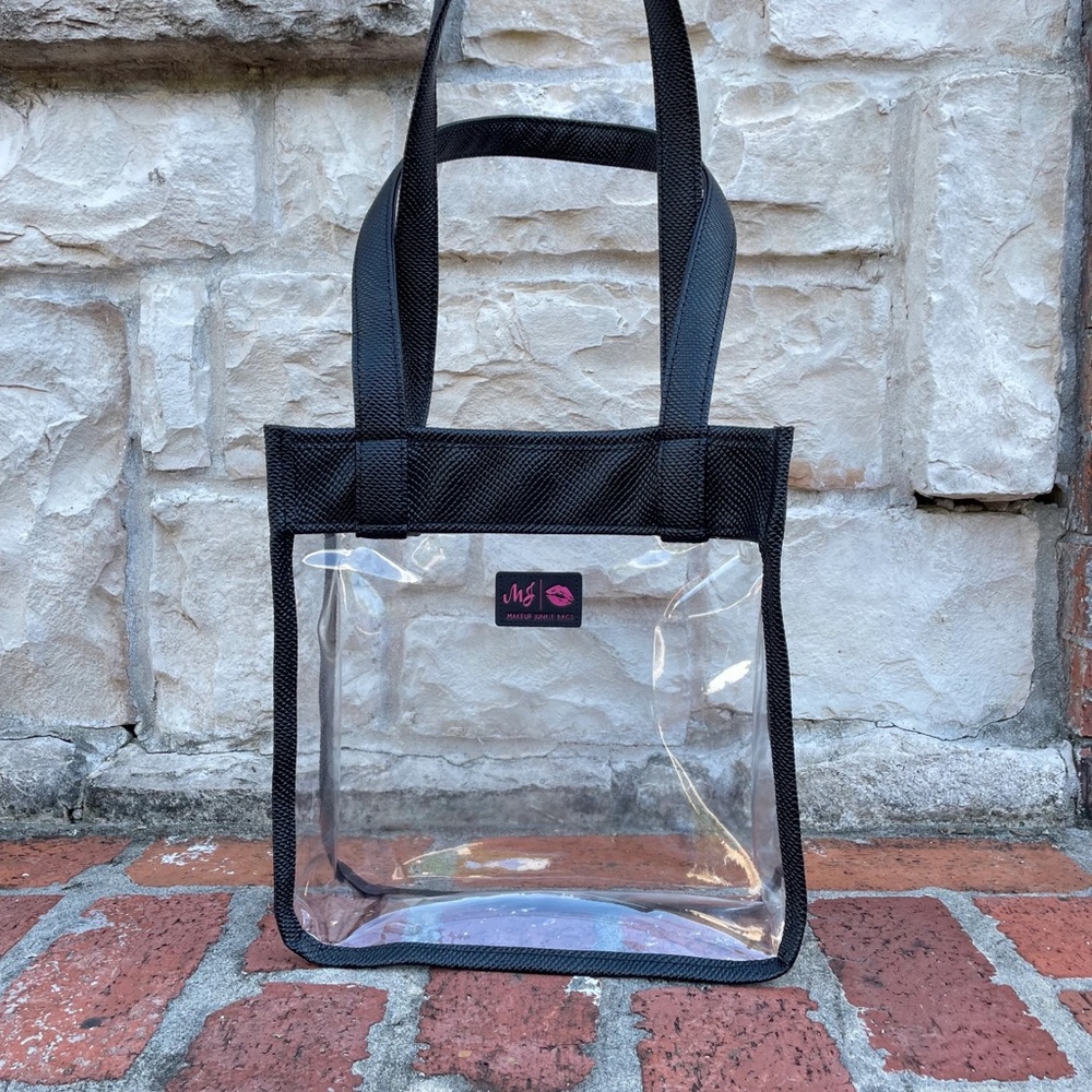 Makeup junkie stadium bag new with tags